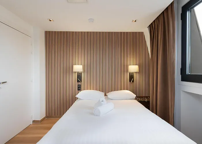 Les Hcr Aparthotel 4*