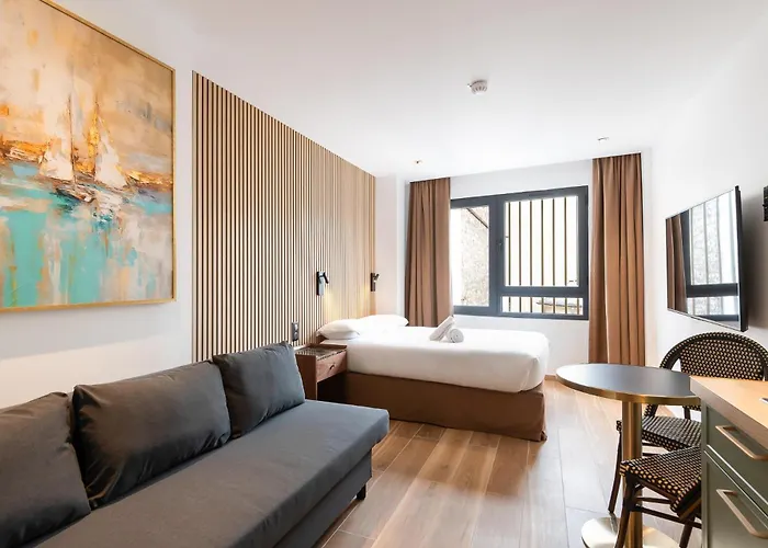 Apart Otel Les Hcr 4*