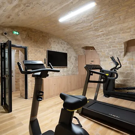 Les Hcr Aparthotel 4*