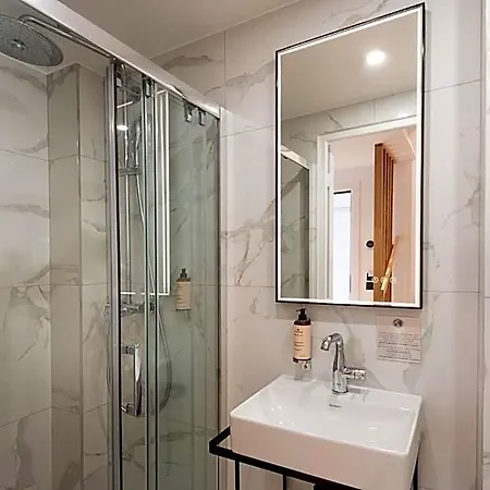 Les Hcr Apart Otel 4*